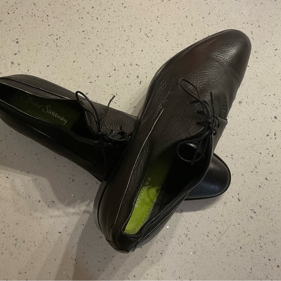 Elegant Black Leather Men's Oxfords - Picture 4 of 8